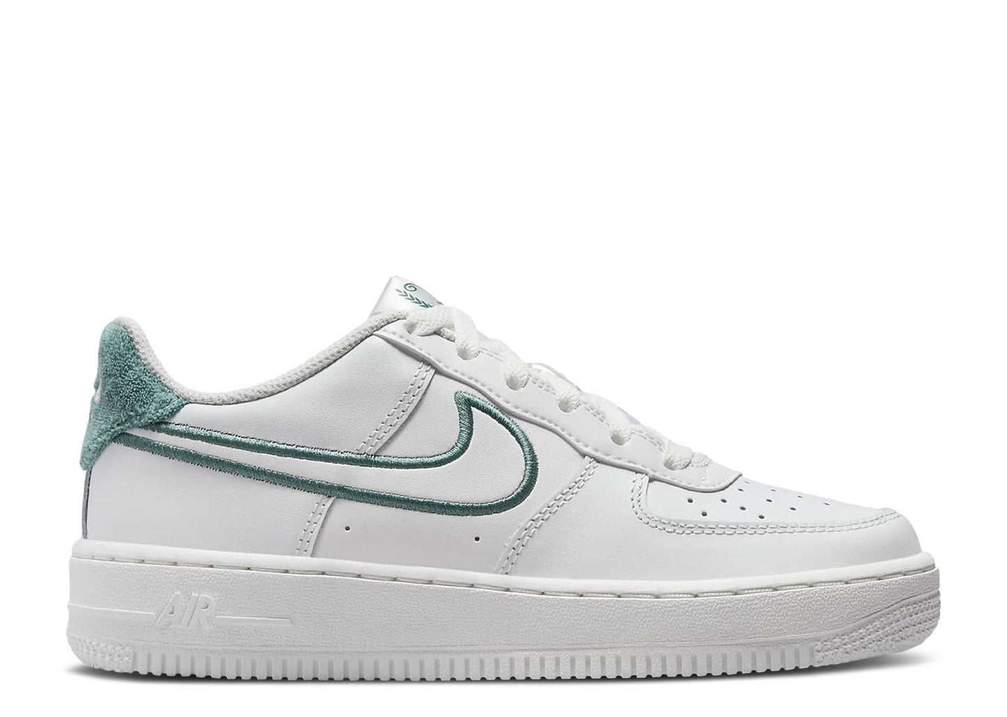 Air Force 1 LV8 3 GS Resort & Sport