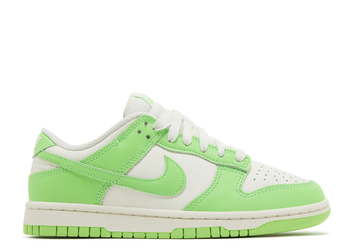 Wmns Dunk Low Green Strike
